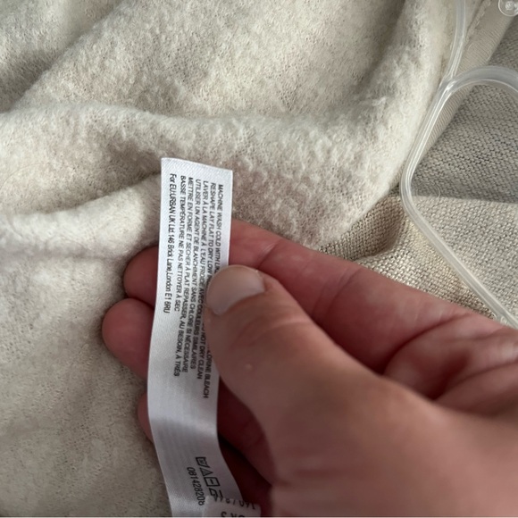 Urban Outfitters Women’s Soft Jacket - Picture 4 of 6